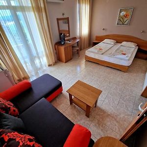 Großes Doppelzimmer